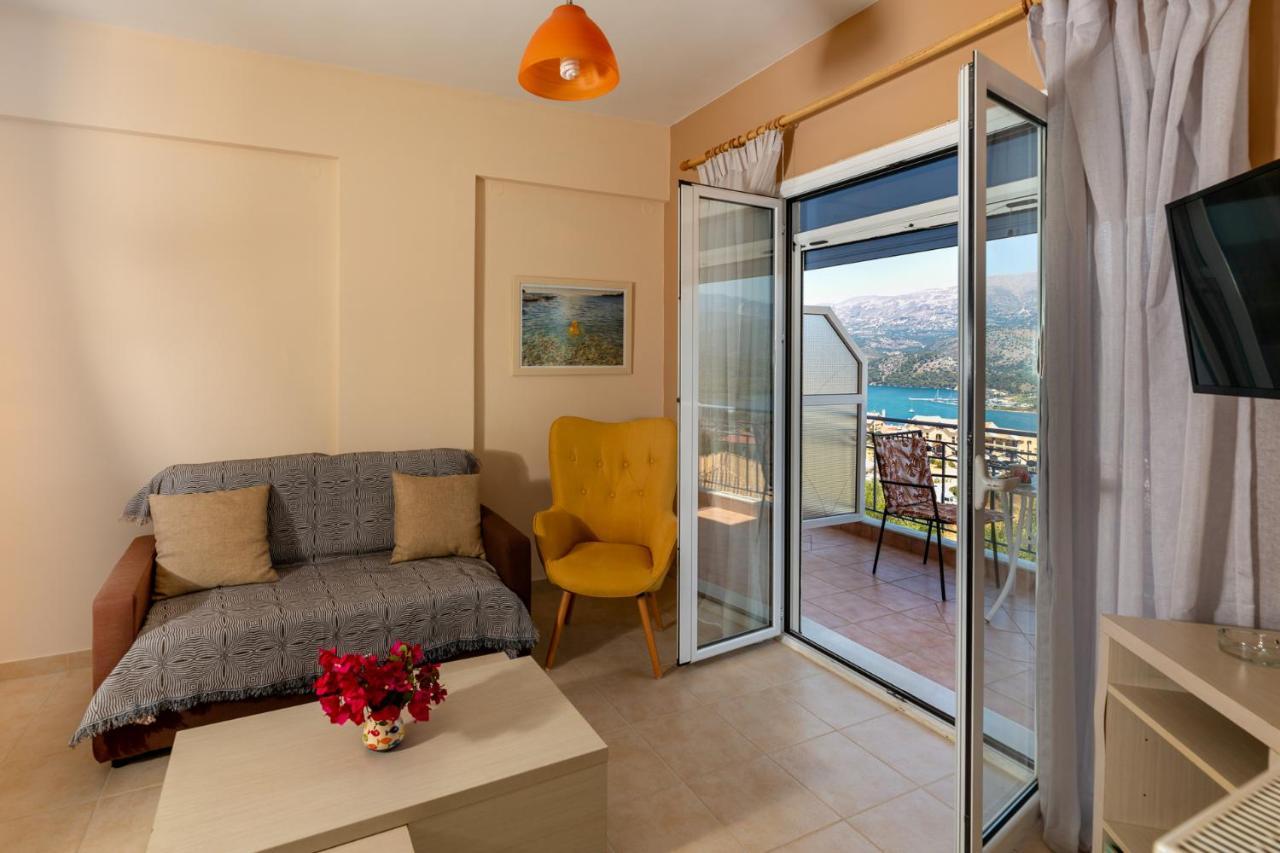 Antigone Apartments Argostoli Bagian luar foto