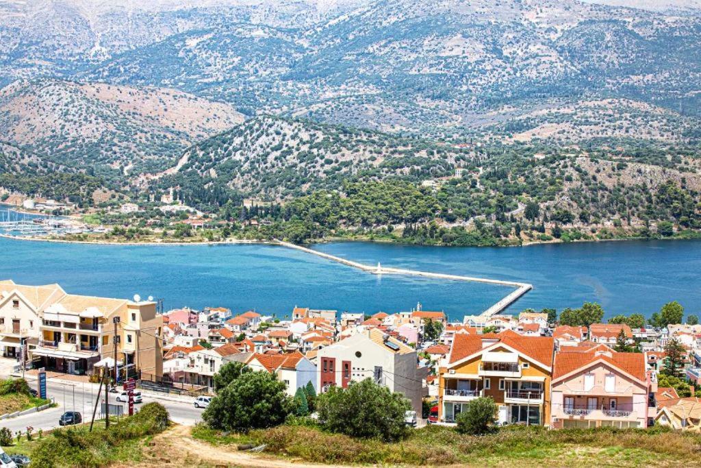 Antigone Apartments Argostoli Bagian luar foto