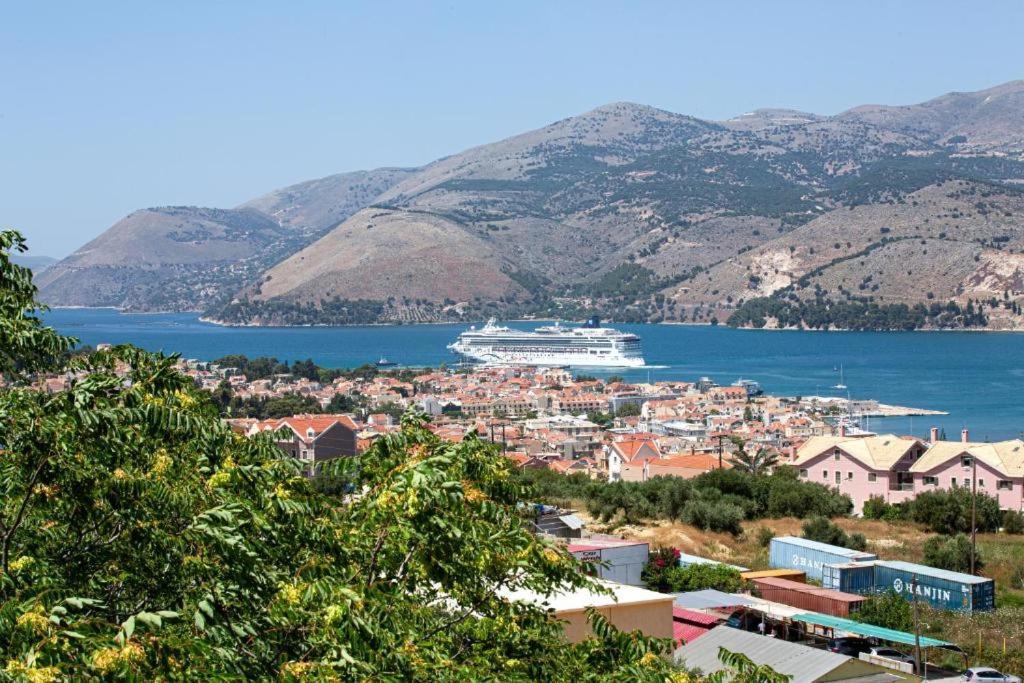 Antigone Apartments Argostoli Bagian luar foto