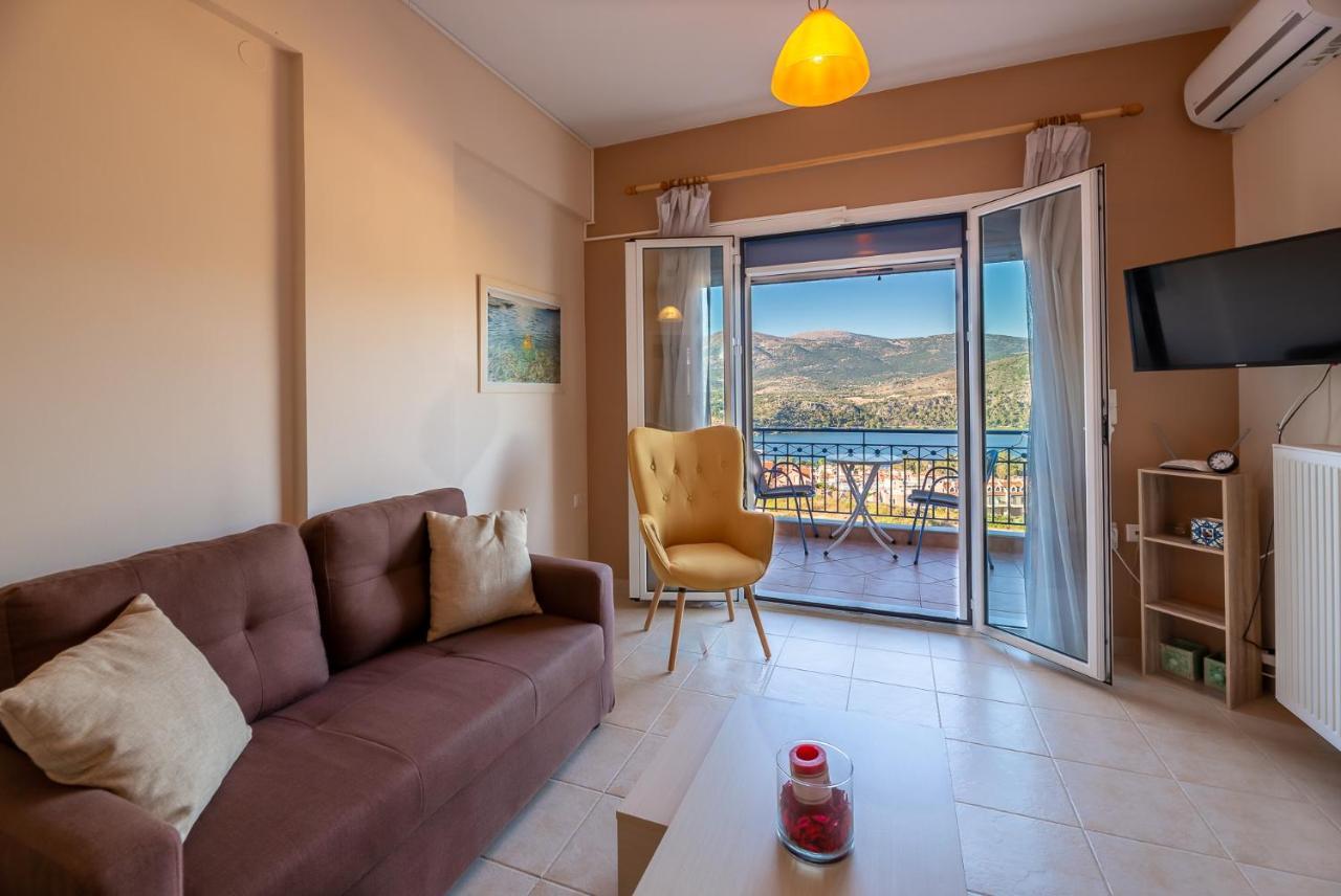 Antigone Apartments Argostoli Bagian luar foto