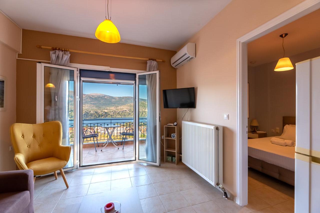 Antigone Apartments Argostoli Bagian luar foto