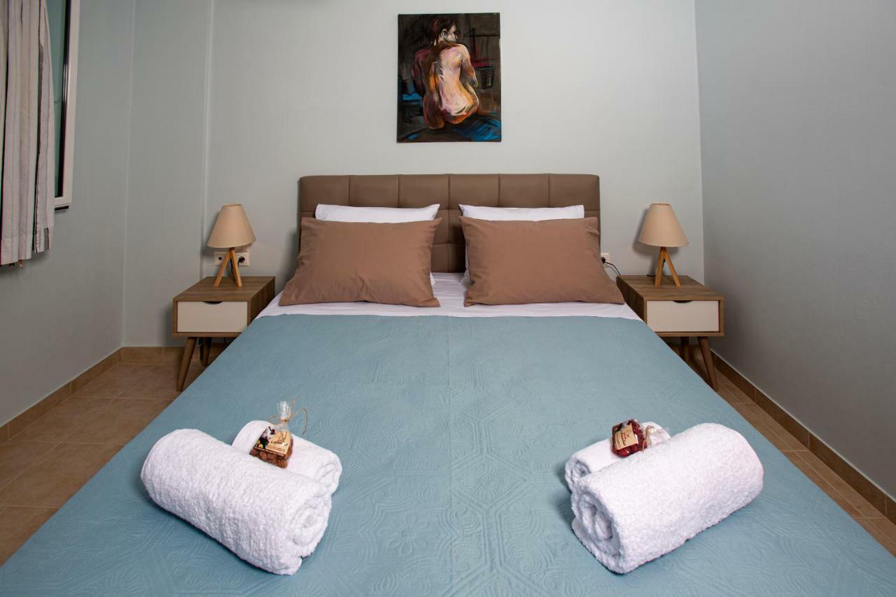 Antigone Apartments Argostoli Bagian luar foto