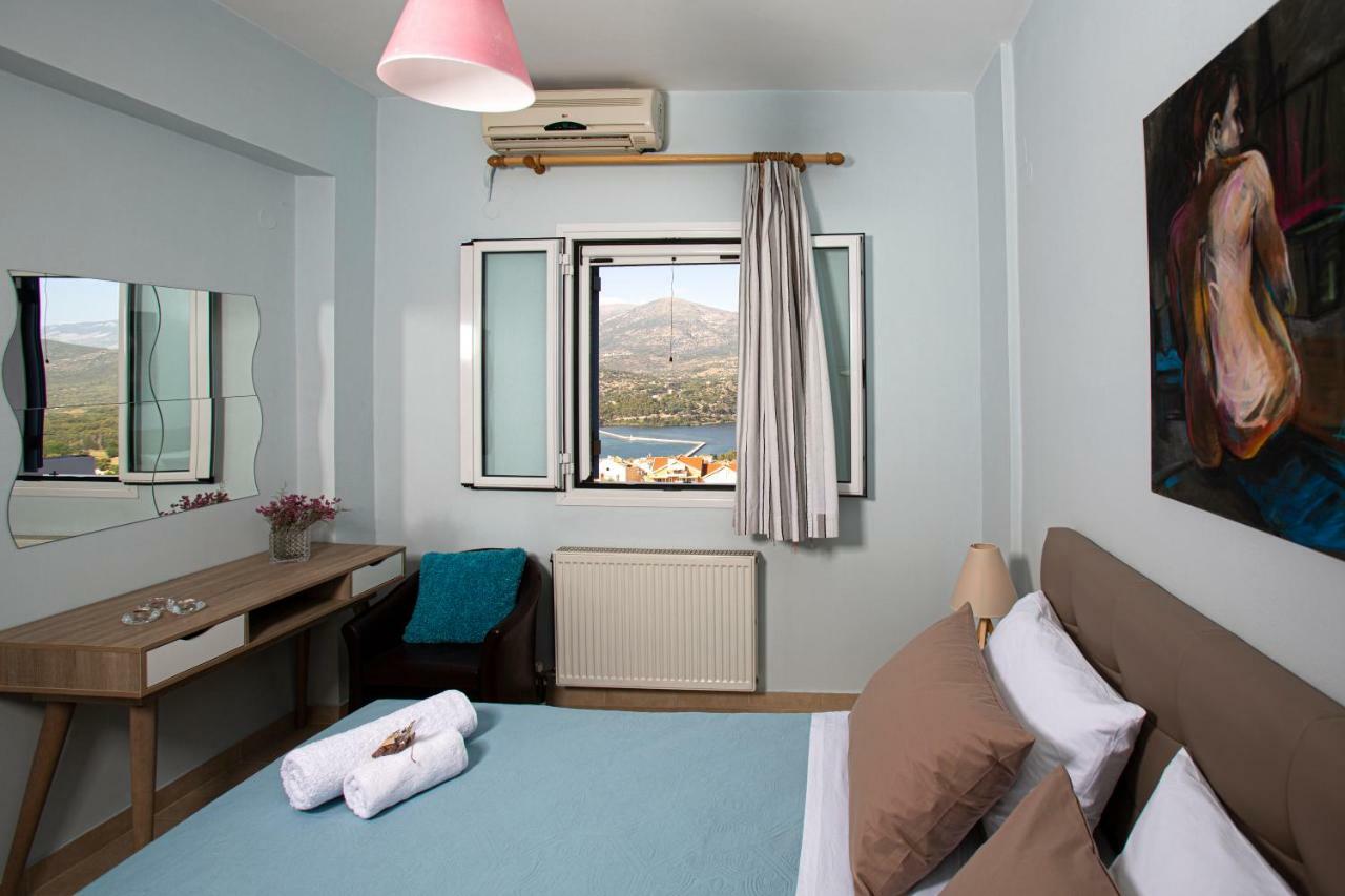 Antigone Apartments Argostoli Bagian luar foto
